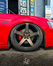 Load image into Gallery viewer, Chrysler 300C SRT 11-UP Air Lift Performance 3P Air Suspension with KS RACING Air Struts (Copy)