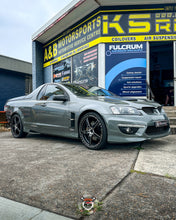 Load image into Gallery viewer, HSV VF GTS / CLUBSPORT / MALOO / SENATOR Premium Wireless Air Suspension Kit - KS RACING