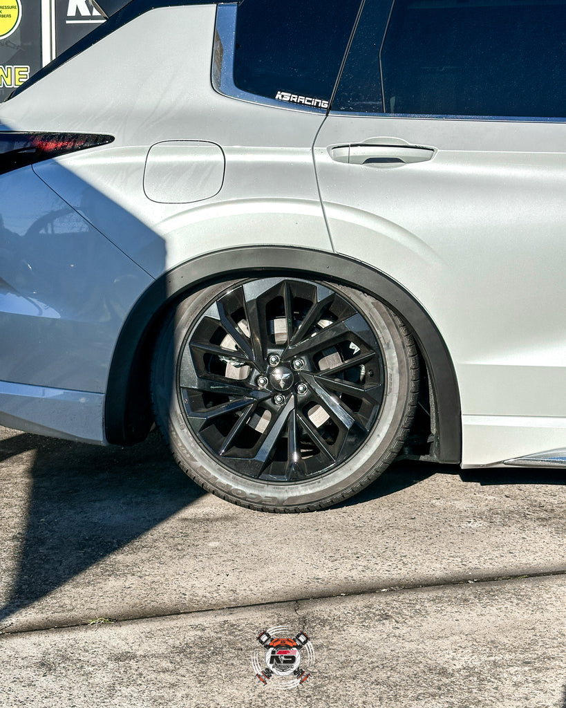 Mitsubishi Outlander ZM 21-UP Air Lift Performance 3P Air Suspension with KS RACING Air Struts