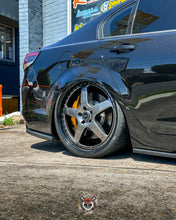 Load image into Gallery viewer, HSV VF SENATOR Premium Wireless Air Suspension Kit - KS RACING