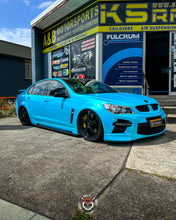 Load image into Gallery viewer, Holden Commodore VF HSV GTS / CLUBSPORT / MALOO Premium Wireless Air Suspension Kit - KS RACING