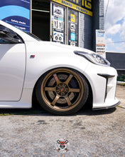 Load image into Gallery viewer, Toyota GR Yaris 20-UP Air Lift Performance 3P Air Suspension with KS RACING Air Struts