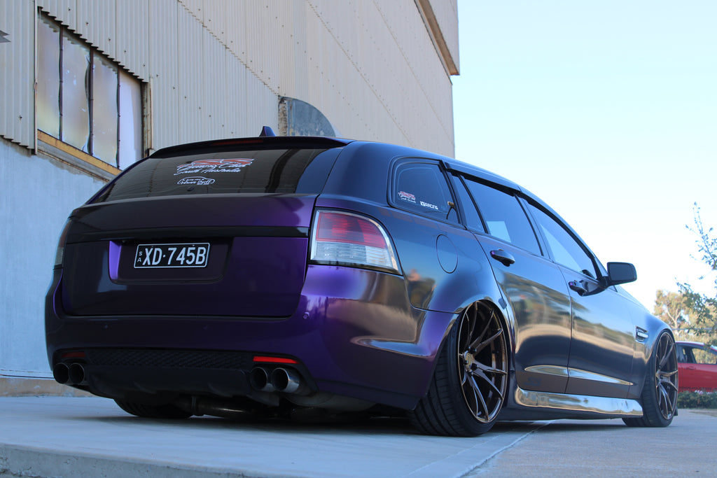 Clean Holden VE Wagon slammed on air suspension. Easy bolt in installation kit supplied by KS RACING KSPORT. Best in the game for air ride air suspension kit. 