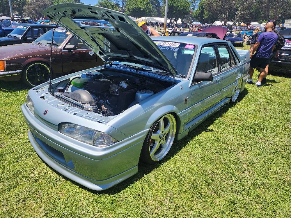 Holden Commodore VL Premium Wireless Air Suspension Kit - KS RACING