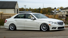 Load image into Gallery viewer, Mercedes Benz E180 10-16 Air Lift Performance 3P Air Suspension with KS RACING Air Struts