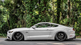 Ford Mustang S550 15-22 Air Lift Performance 3P Air Suspension with KS RACING Air Struts