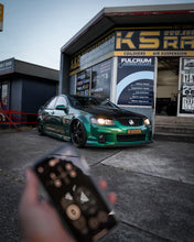 Load image into Gallery viewer, BOSSVE SUPERCHARGED HOLDEN VE COMMODORE WITH KS RACING AIR BAG SUSPENSION KIT, HARROP 2650 SUPERCHARGER, KS BIG BRAKE KIT