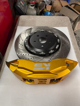 Load image into Gallery viewer, Front Super 8 Pot 430mm Floating Disc - KS RACING BRAKE KIT